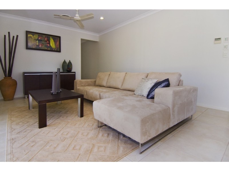 Bentley Park QLD 4869