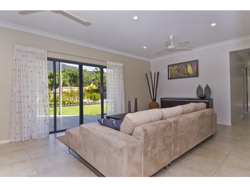 Bentley Park QLD 4869