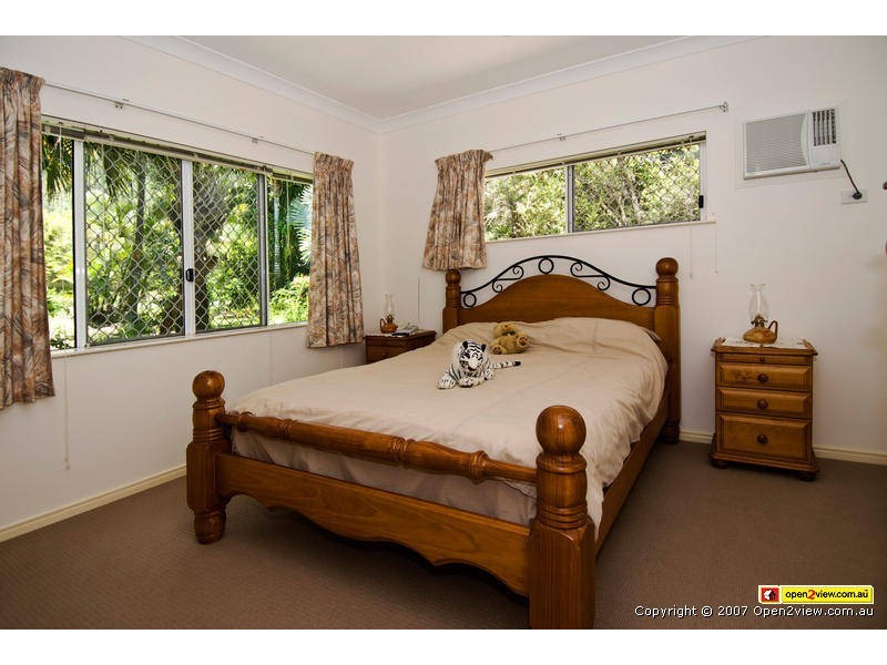 Redlynch QLD 4870
