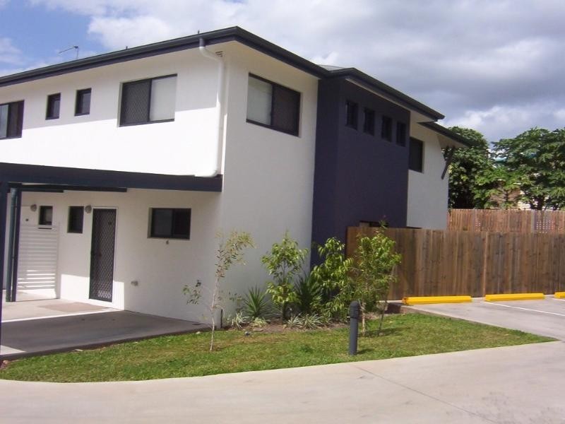 Redlynch QLD 4870