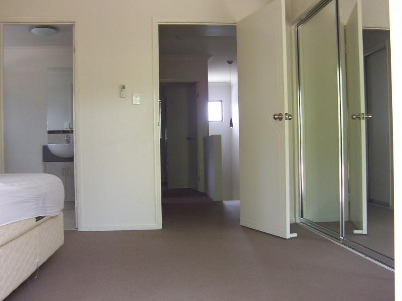 Redlynch QLD 4870