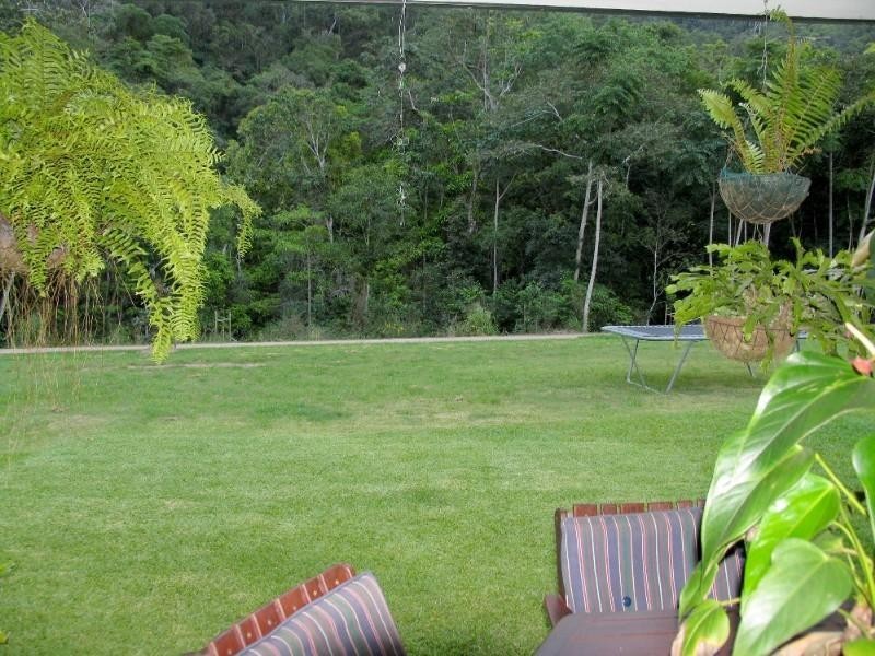 36 Huntley Crescent, Redlynch QLD 4870