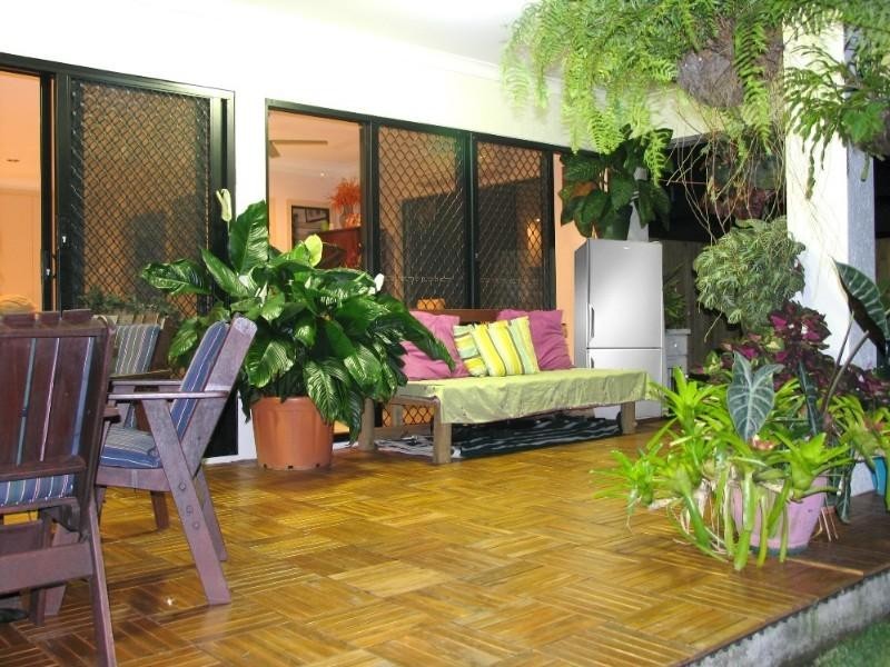 36 Huntley Crescent, Redlynch QLD 4870