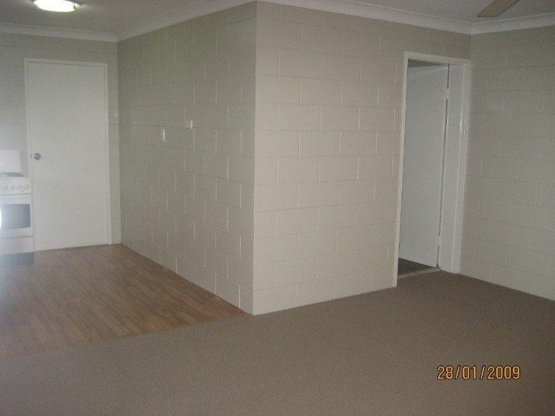 12 Sandown Close, Woree QLD 4868