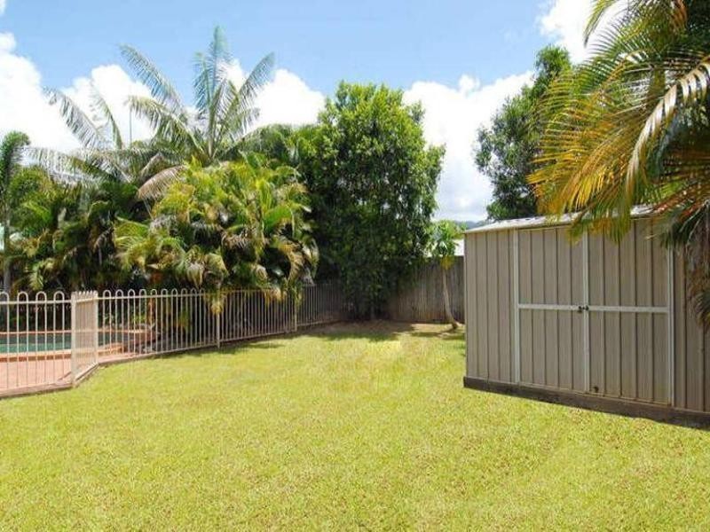 10 Fairley Street, Redlynch QLD 4870