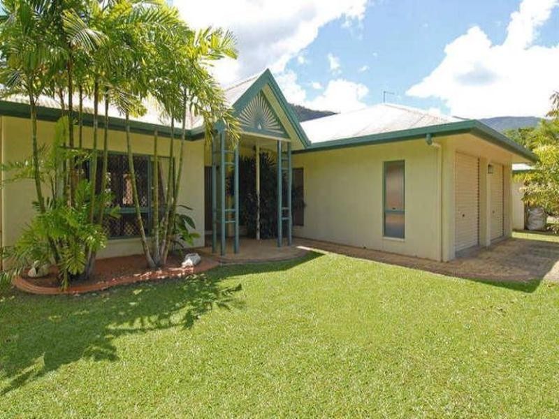 10 Fairley Street, Redlynch QLD 4870