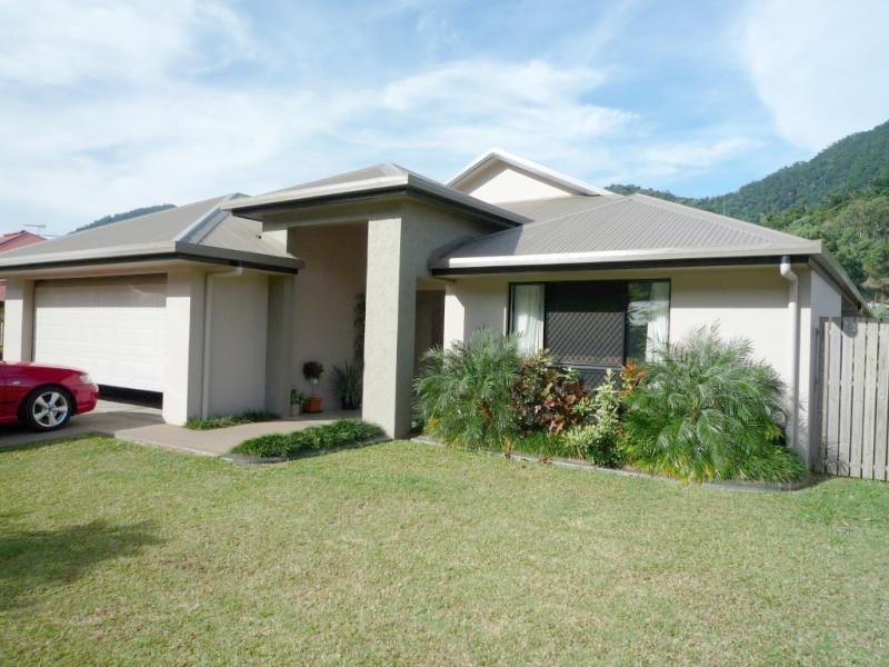 99 Gamburra Drive, Redlynch QLD 4870