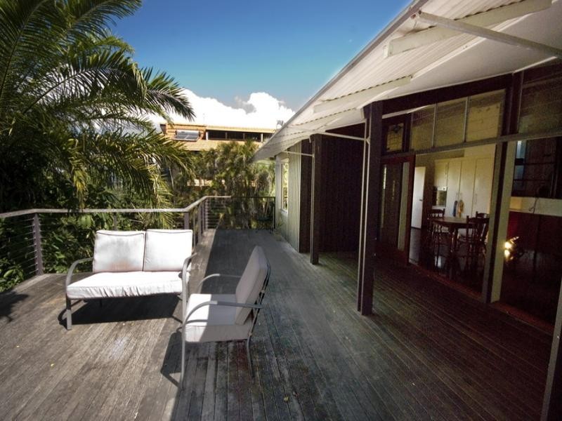 9 Bellevue Crescent, Edge Hill QLD 4870