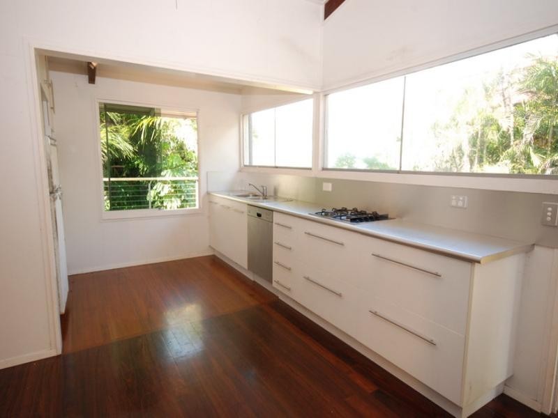 9 Bellevue Crescent, Edge Hill QLD 4870