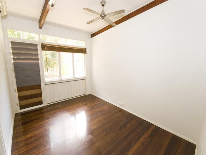 9 Bellevue Crescent, Edge Hill QLD 4870