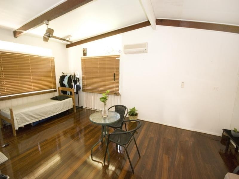 9 Bellevue Crescent, Edge Hill QLD 4870