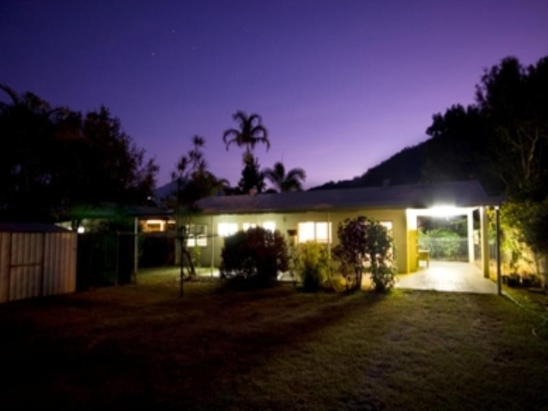 10 Orpheus, Mount Sheridan QLD 4868