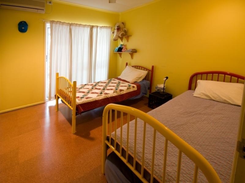 45 Baronia Crescent, Holloways Beach QLD 4878