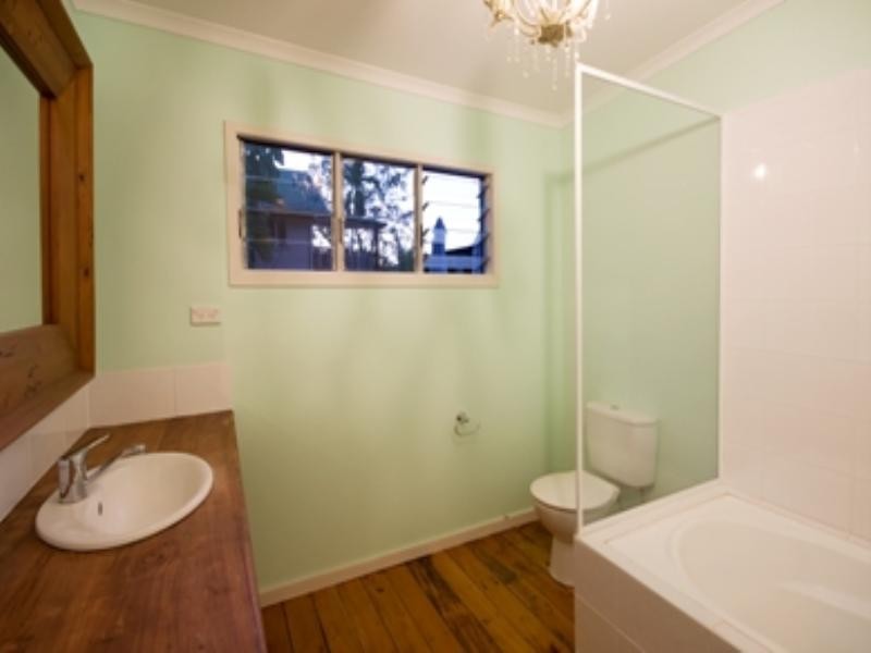 1 and 2/131 Old Smithfield Road, Freshwater QLD 4870