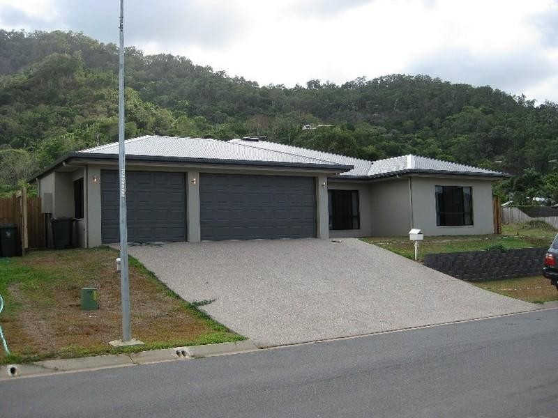 23 Rainbow Street, Kanimbla QLD 4870