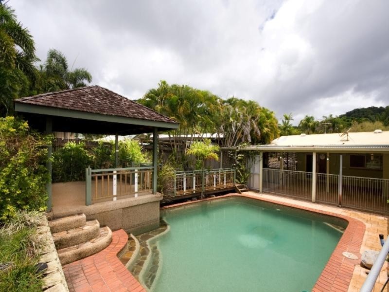 63 Hobson Drive, Brinsmead QLD 4870