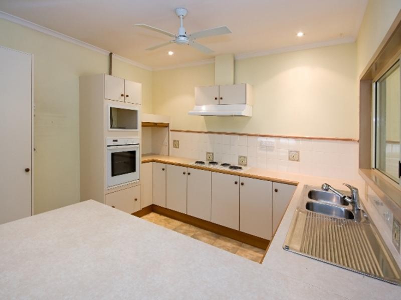 63 Hobson Drive, Brinsmead QLD 4870