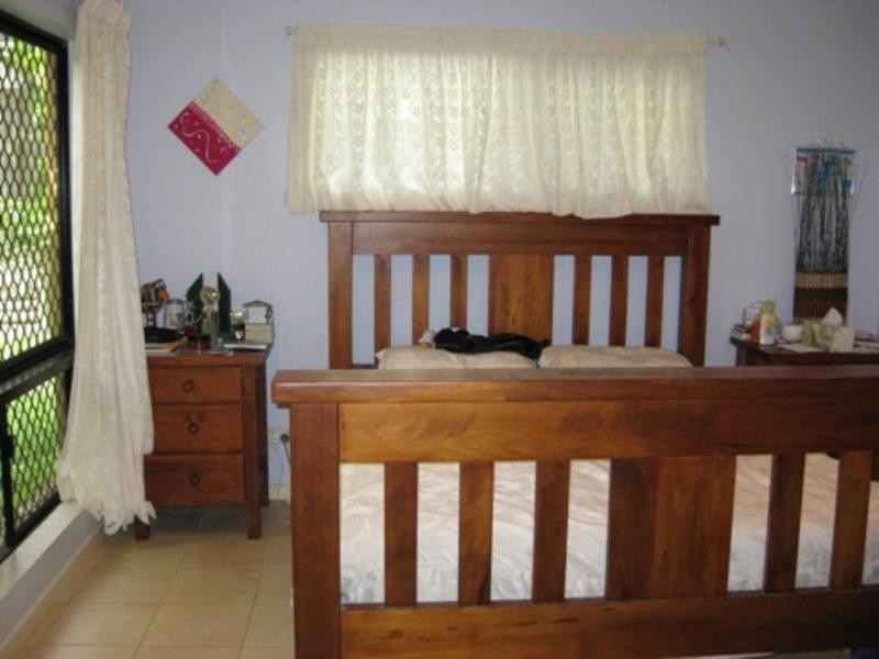 17 William Hickey Street, Redlynch QLD 4870