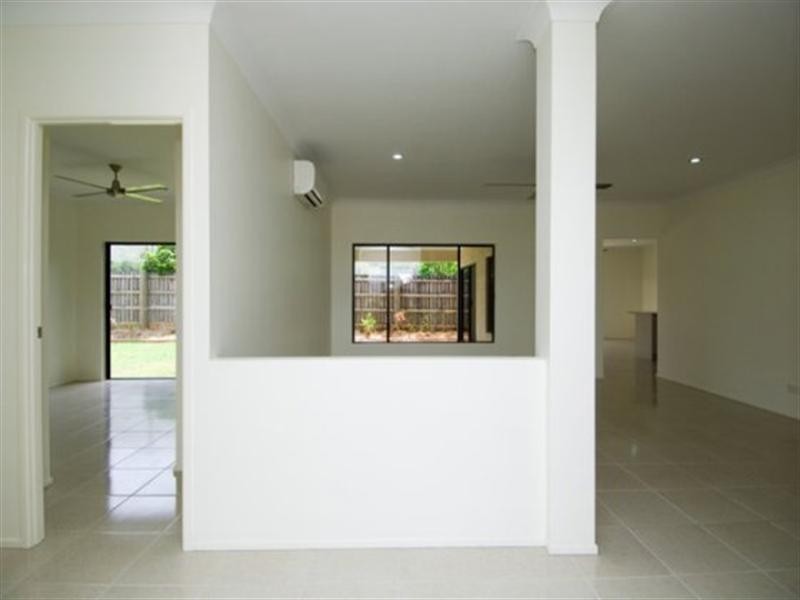 17 Derrick Street, Redlynch QLD 4870