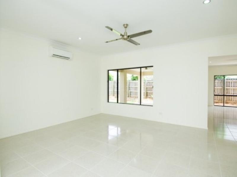 17 Derrick Street, Redlynch QLD 4870