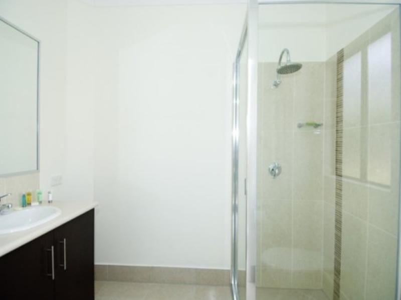 17 Derrick Street, Redlynch QLD 4870