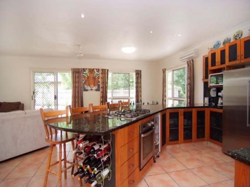 4 Sailfish Close, Kanimbla QLD 4870