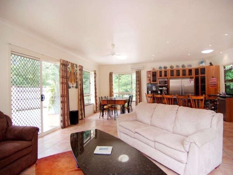 4 Sailfish Close, Kanimbla QLD 4870