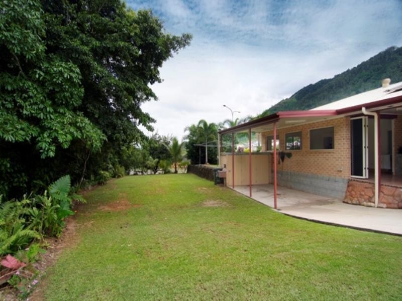 4 Sailfish Close, Kanimbla QLD 4870