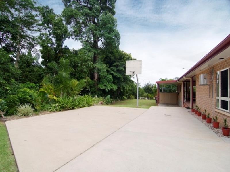 4 Sailfish Close, Kanimbla QLD 4870