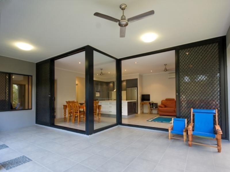 5 Davidson Close, Redlynch QLD 4870