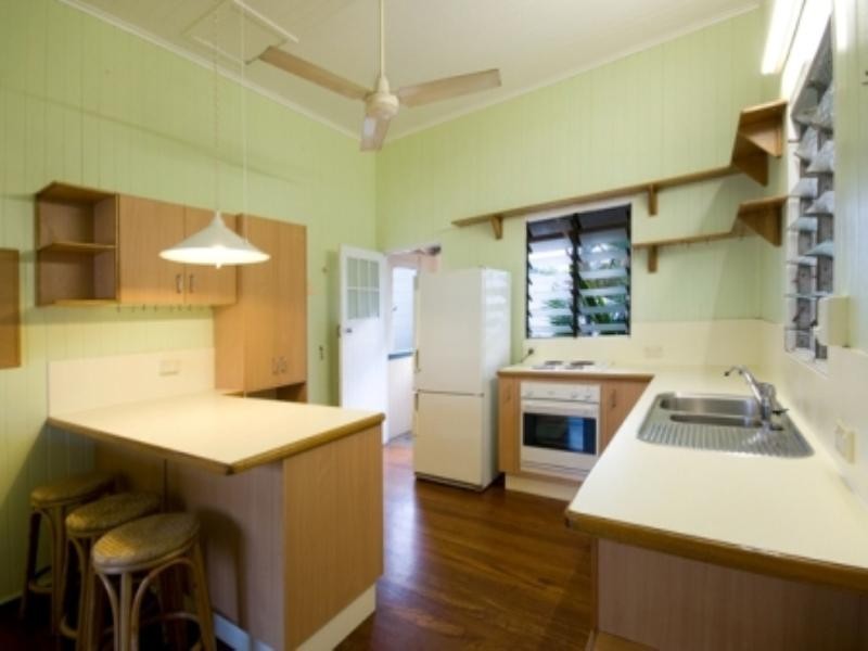 242 Spence Street, Bungalow QLD 4870