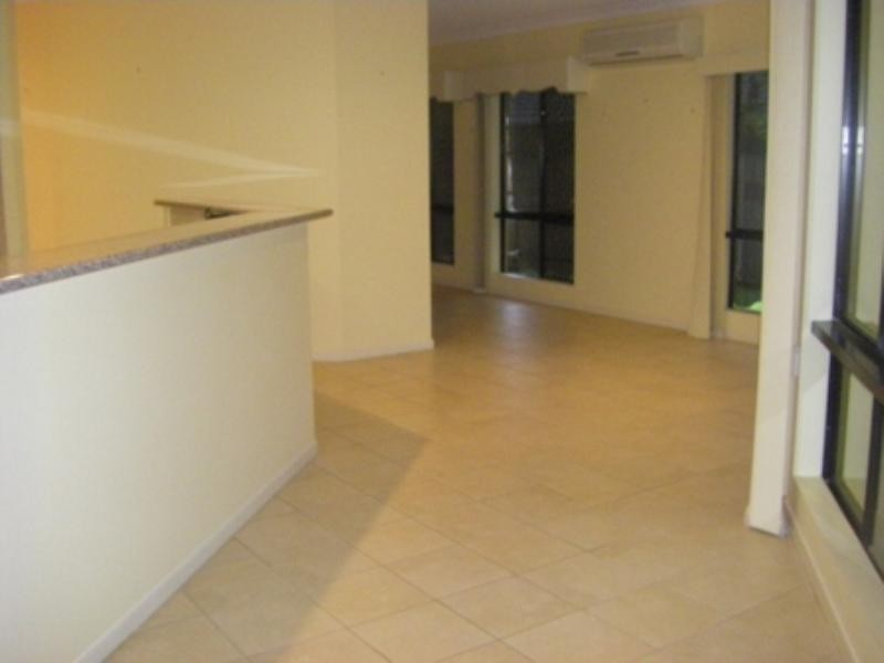 17 William Hickey, Redlynch QLD 4870