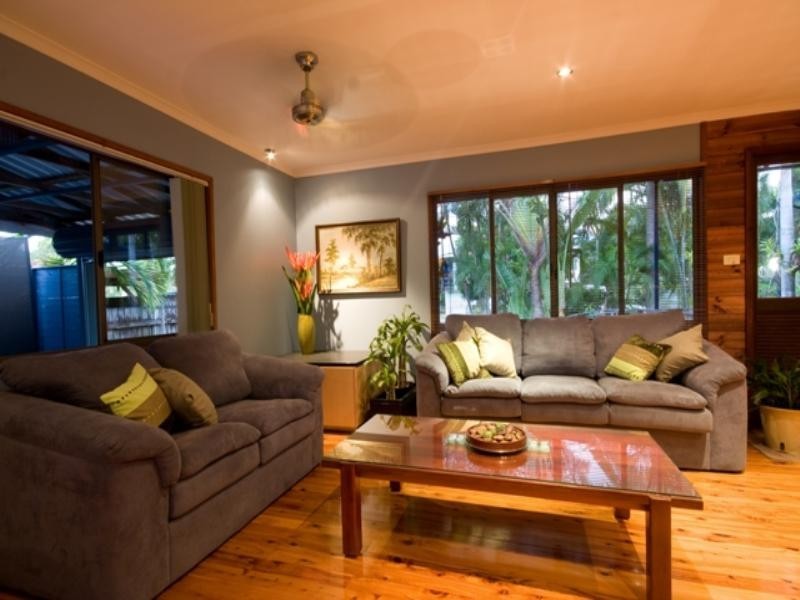 18 Tee Street, Yorkeys Knob QLD 4878