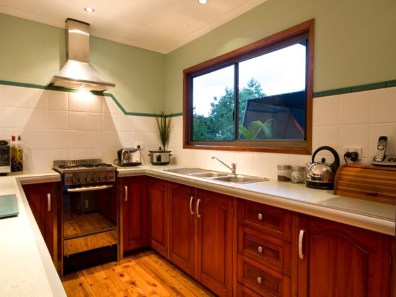 18 Tee Street, Yorkeys Knob QLD 4878