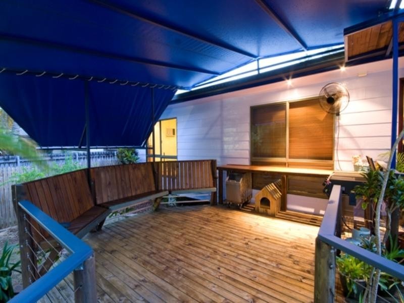 18 Tee Street, Yorkeys Knob QLD 4878