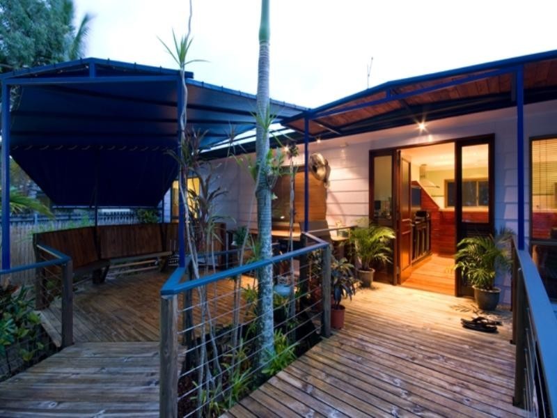 18 Tee Street, Yorkeys Knob QLD 4878