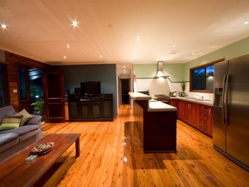 18 Tee Street, Yorkeys Knob QLD 4878