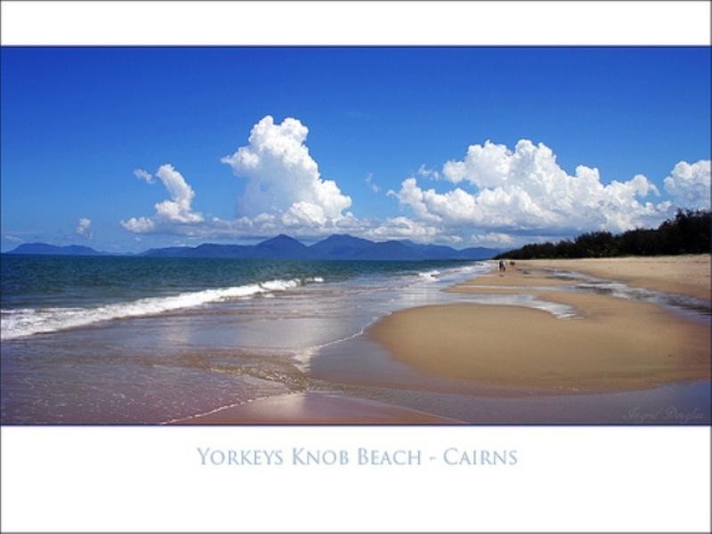 18 Tee Street, Yorkeys Knob QLD 4878