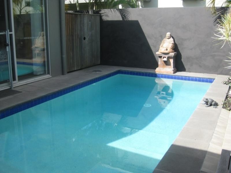 9 Gamburra Drive, Redlynch QLD 4870