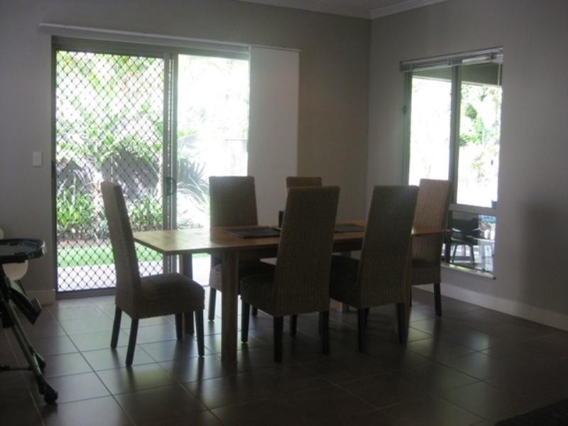 9 Gamburra Drive, Redlynch QLD 4870