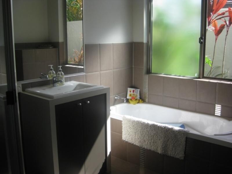 9 Gamburra Drive, Redlynch QLD 4870