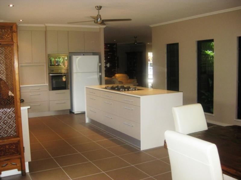 4 Pambula Close, Kewarra Beach QLD 4879