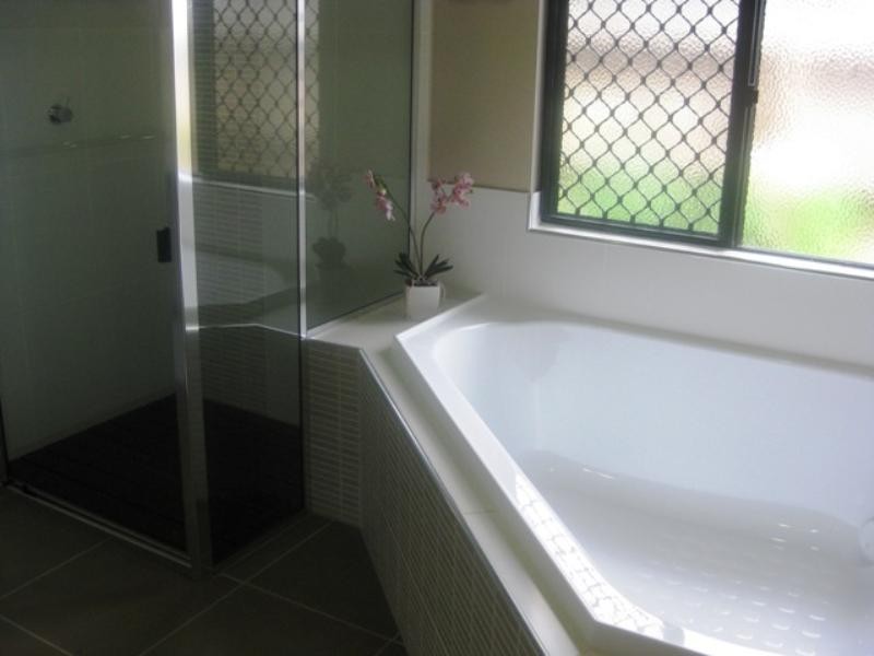 4 Pambula Close, Kewarra Beach QLD 4879