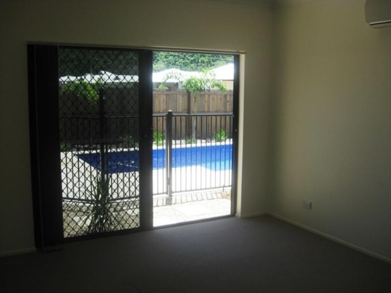 25 Kehone Street, Redlynch QLD 4870