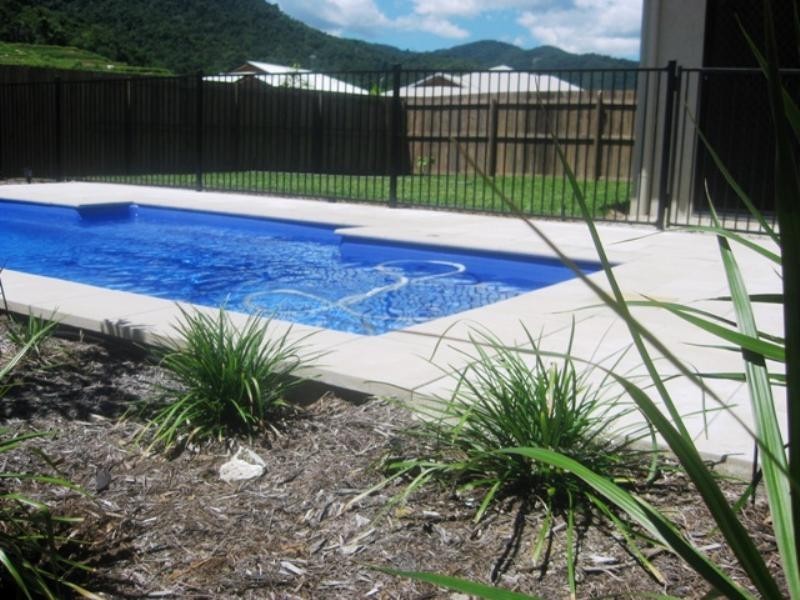 25 Kehone Street, Redlynch QLD 4870