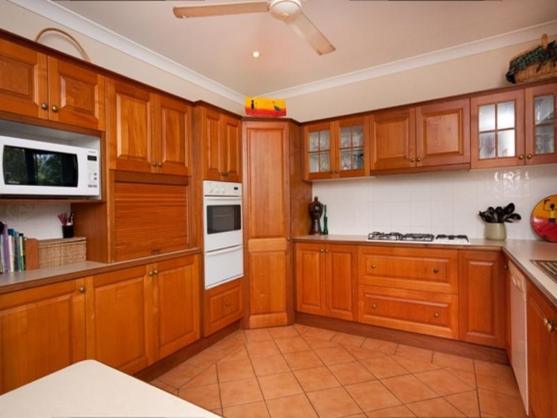 36 Barclay Road, Brinsmead QLD 4870