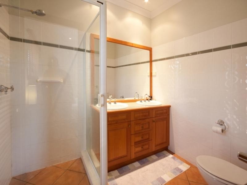 36 Barclay Road, Brinsmead QLD 4870