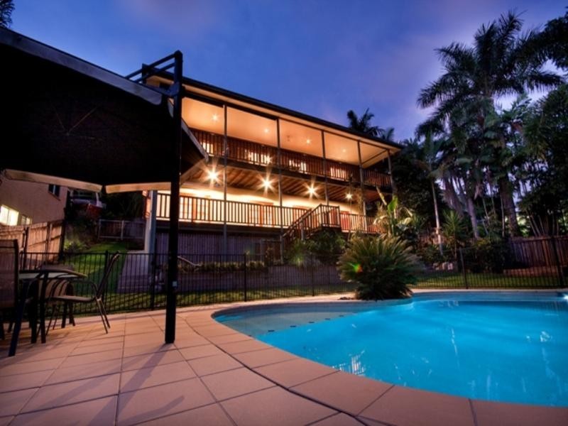 36 Barclay Road, Brinsmead QLD 4870