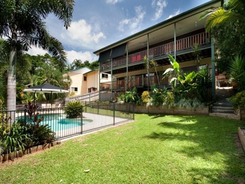 36 Barclay Road, Brinsmead QLD 4870