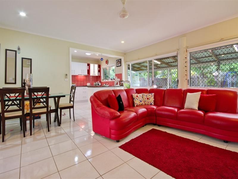 123 Loridan Drive, Brinsmead QLD 4870
